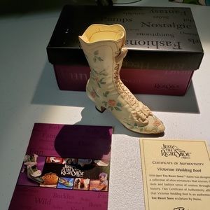 NEW IN BOX Just the Right Shoe Victorian Wedding